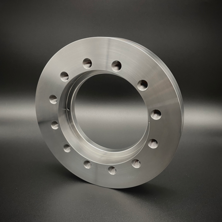 Draaiproduct met tapgaten